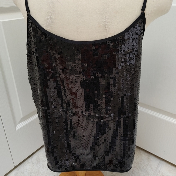 Sequined Tank Top - Picture 2 of 4